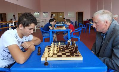 В Шилово международный День шахмат отметили баталиями на чёрно-белых клетках